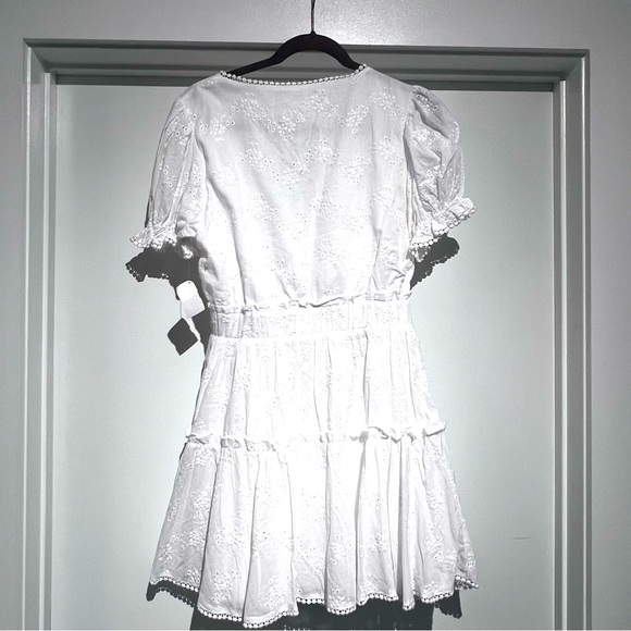 White cotton dress with eyelets - Picture 1 of 4